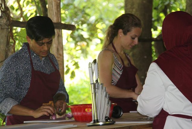 Spice Farm Tour with Zanzibar Traditional Cooking Lessons